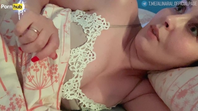 Пришлось ублажать мужа перед сном, чтобы не дул на меня губы