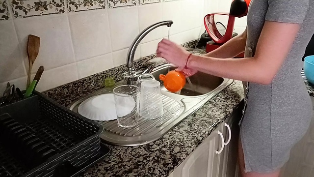 She asks me for help to wash the dishes with my piss