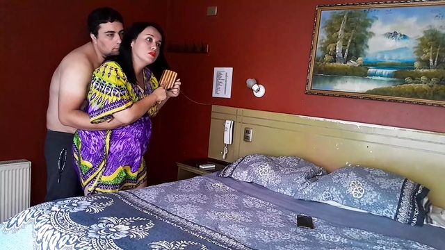 I seduce my stepmother to fuck her while we are alone at home