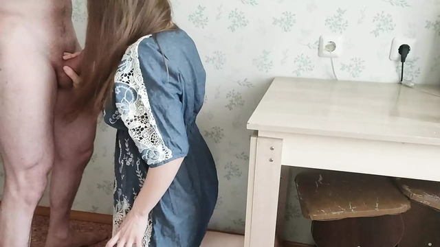 Morning blowjob from a pot-bellied pregnant milf